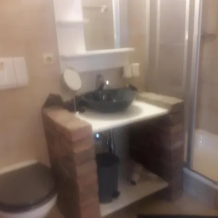 Konukevi Seepension Knappenhof 3*