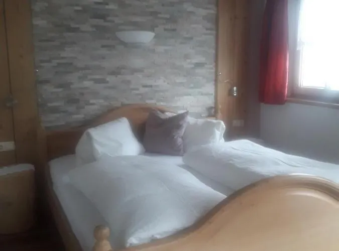 بيت ضيافة سيبنسيون كنابينهوف بيرتيساو