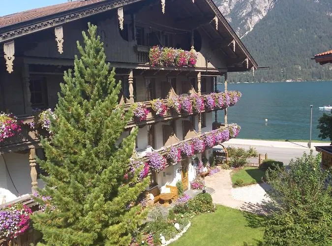 بيت ضيافة سيبنسيون كنابينهوف 3*